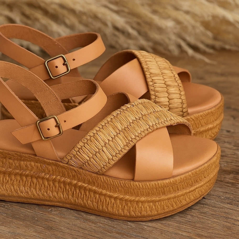 Carlo Pera Leather Flat Sandals - Size 9.5